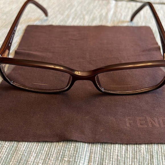 FENDI glasses with brown Fendi cloth - Picture 3 of 7